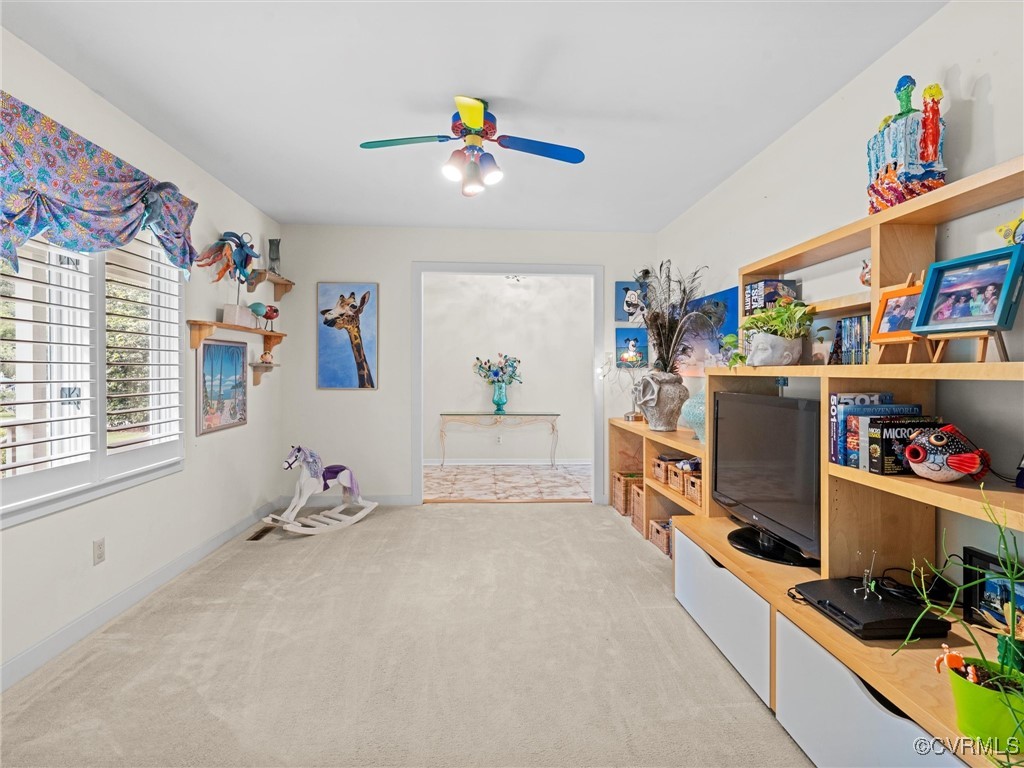1203 Wesanne Ln