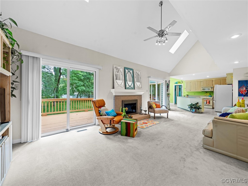 1203 Wesanne Ln
