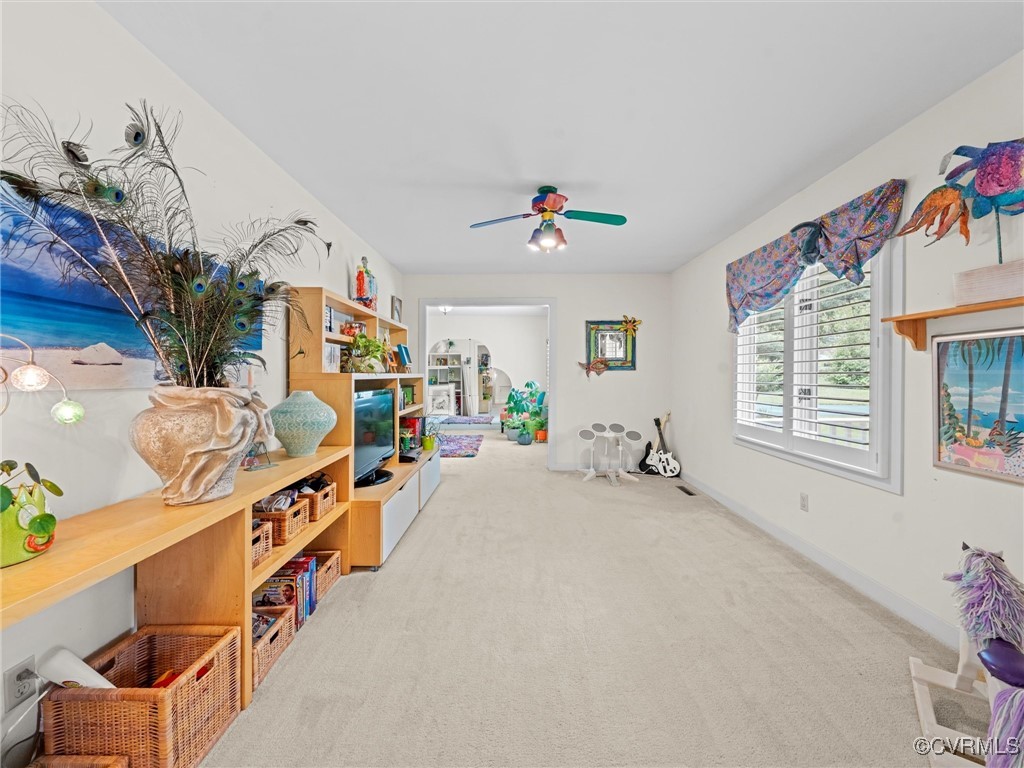 1203 Wesanne Ln