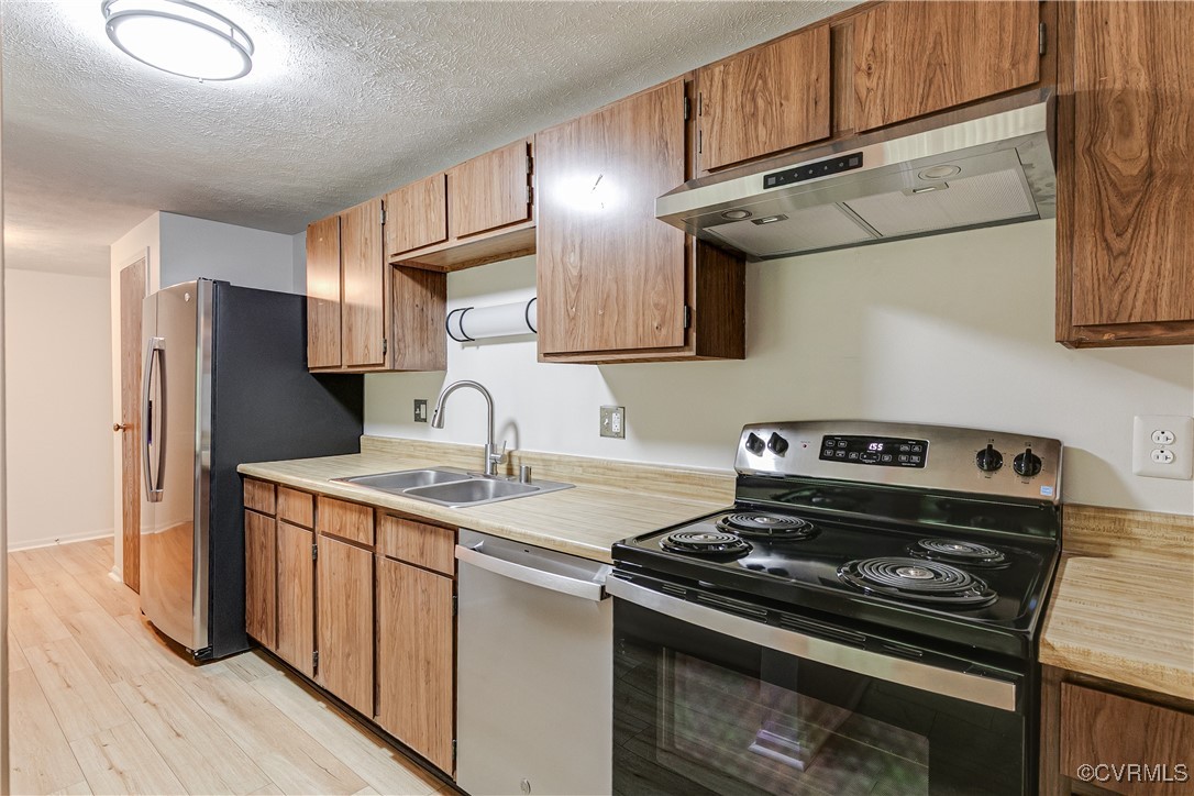 8404 Muldoon Ct Unit#4