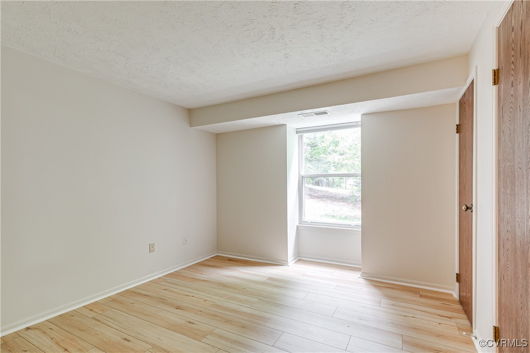 8404 Muldoon Ct Unit#4