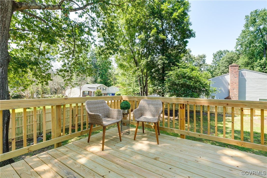2200 Old Indian Rd