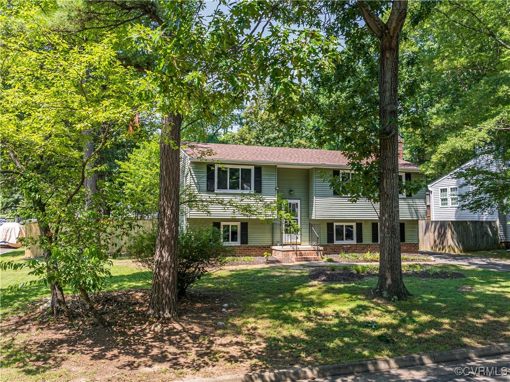 2200 Old Indian Rd