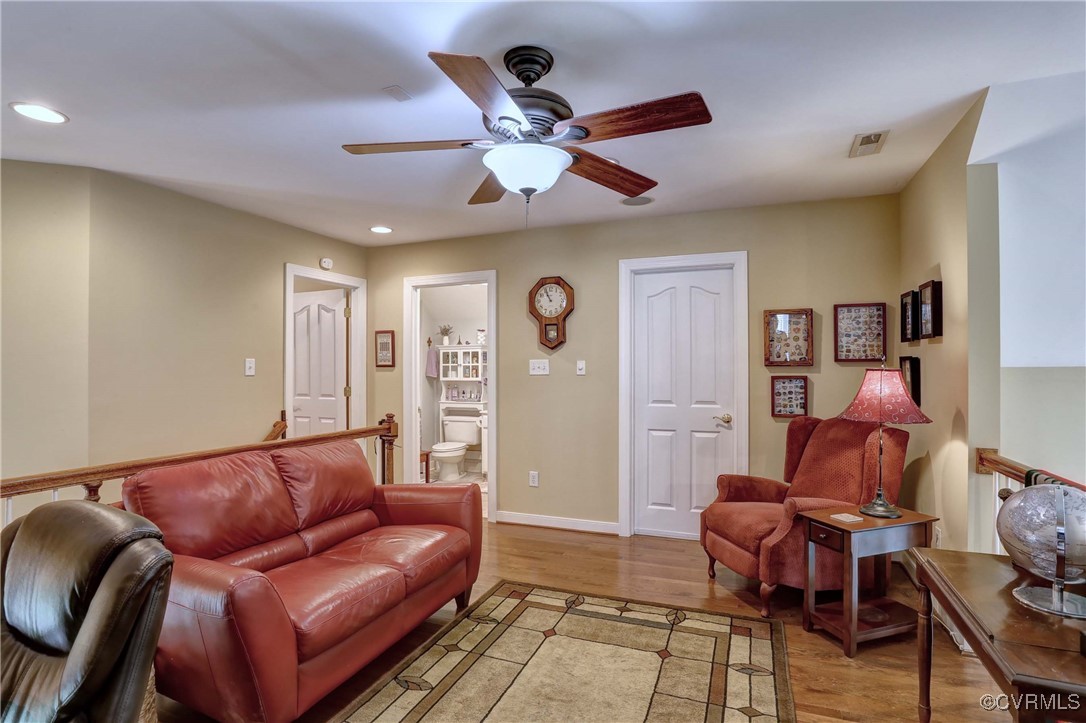 5669 Virginia Park Dr