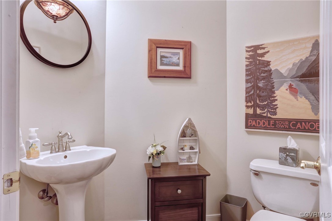 5669 Virginia Park Dr