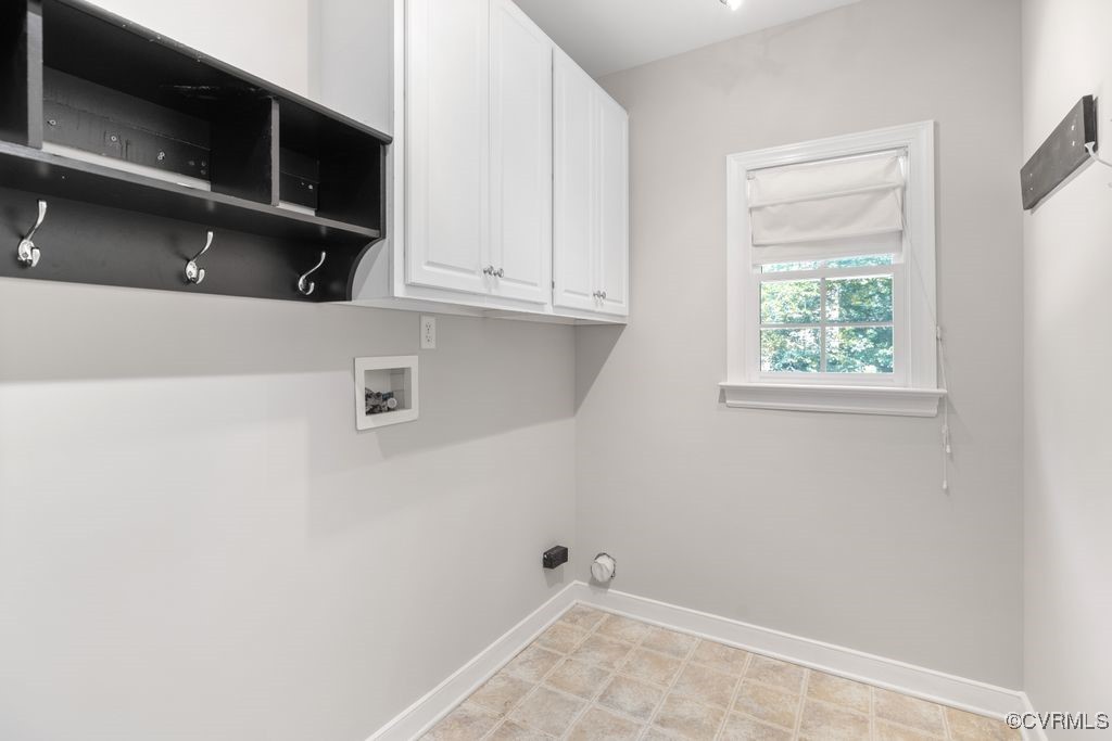 14142 Kings Farm Ct