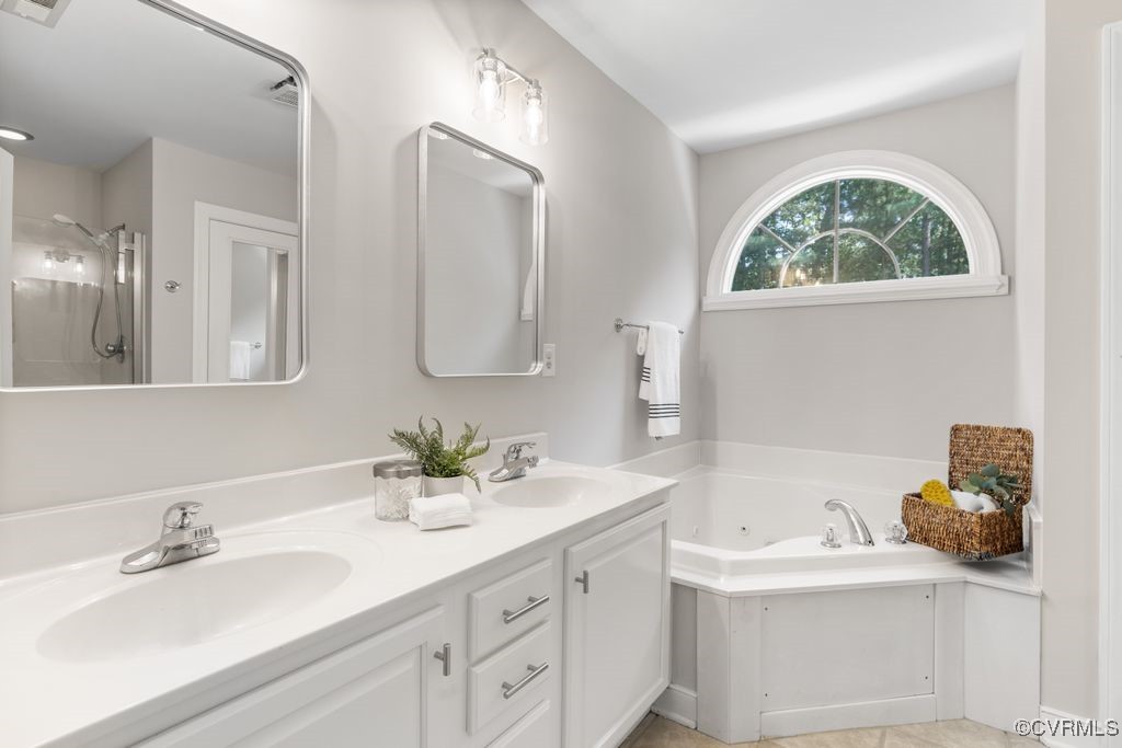 14142 Kings Farm Ct