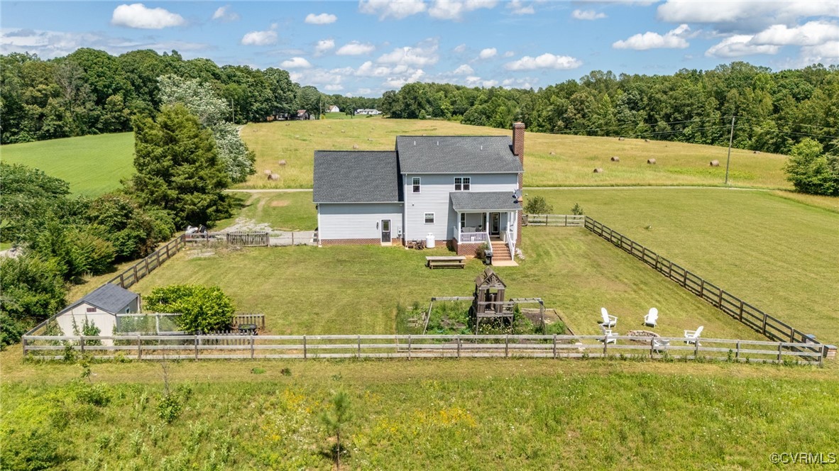 330 Noel Rd