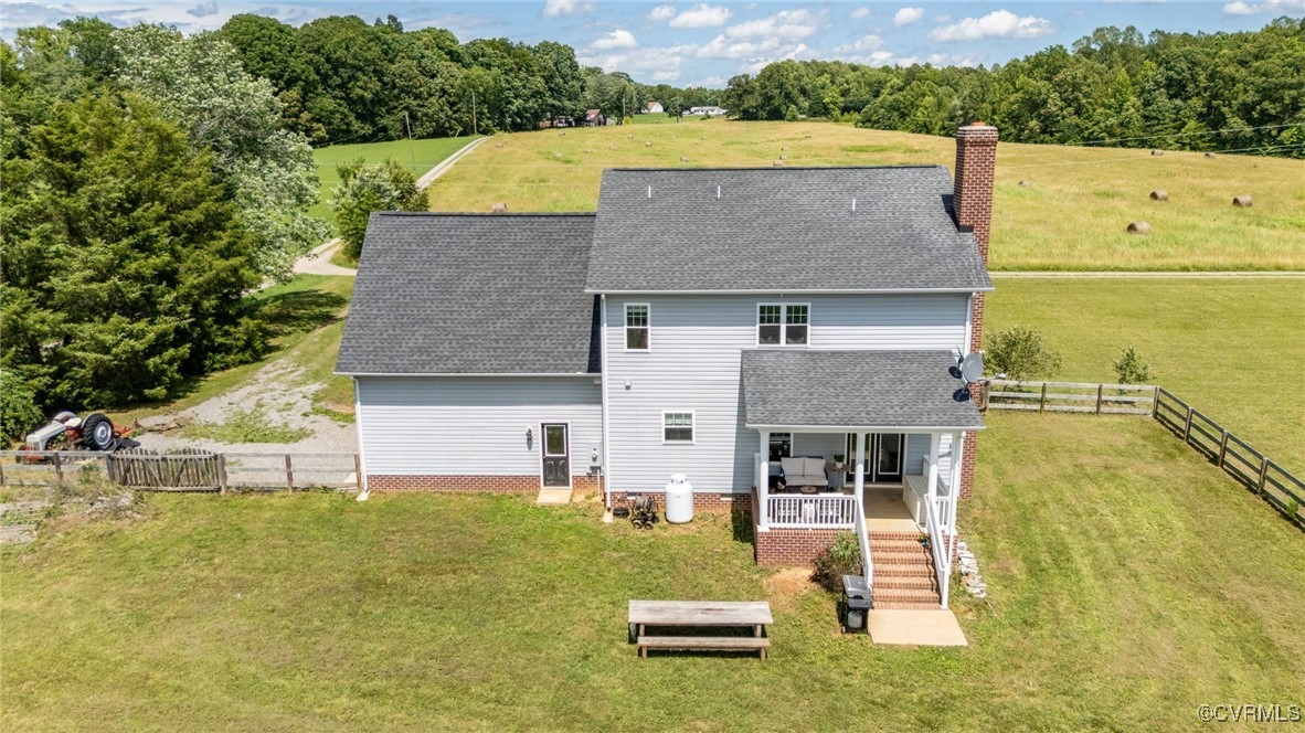 330 Noel Rd