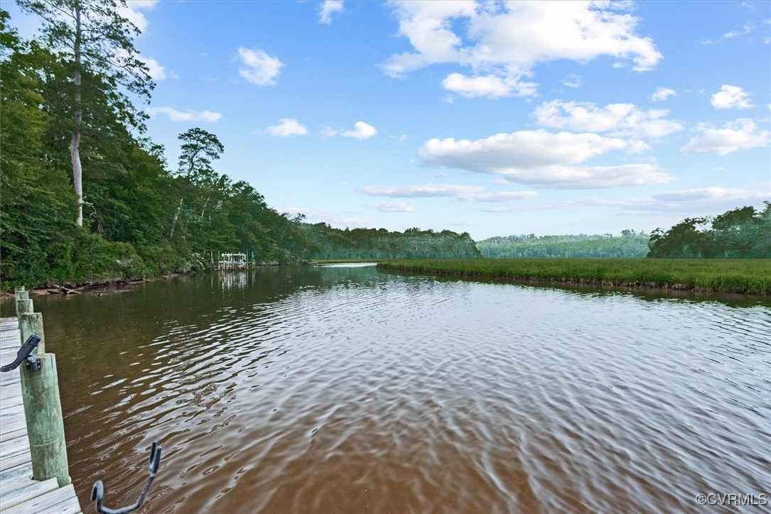 487 Deep Landing Rd