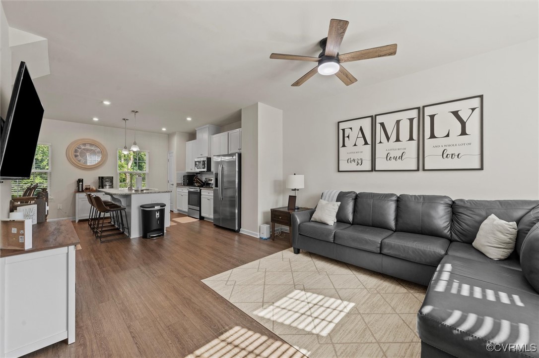 3007 Perdue Springs Dr