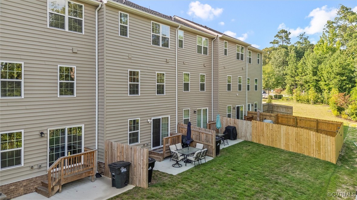 3007 Perdue Springs Dr