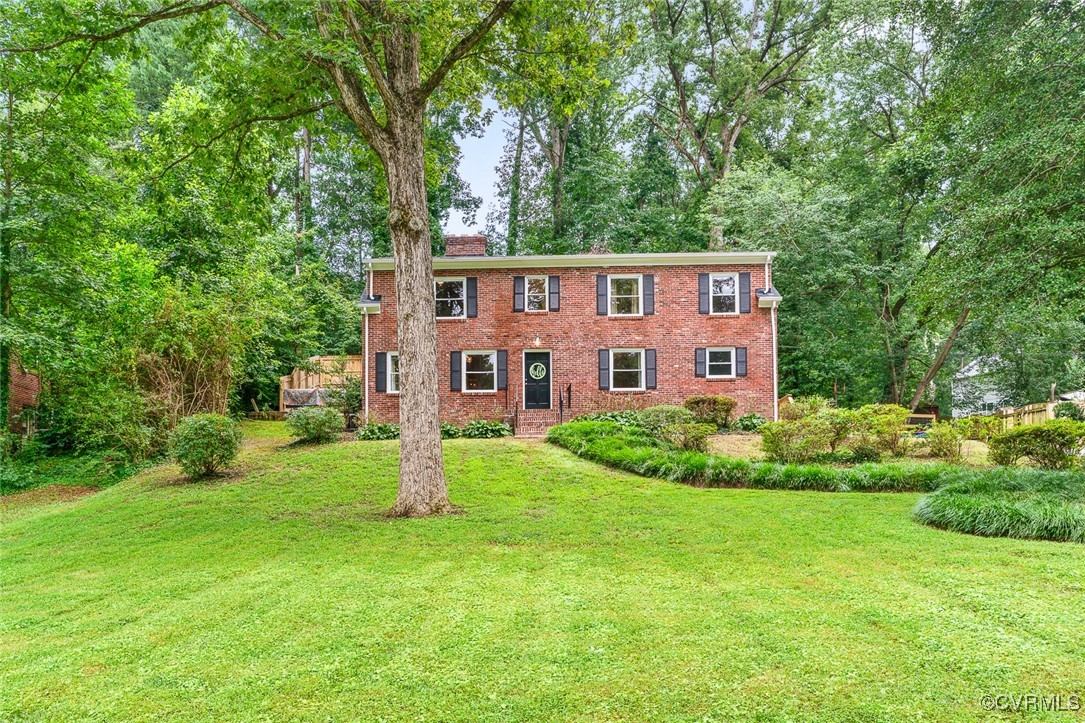 8101 Lake Shore Dr