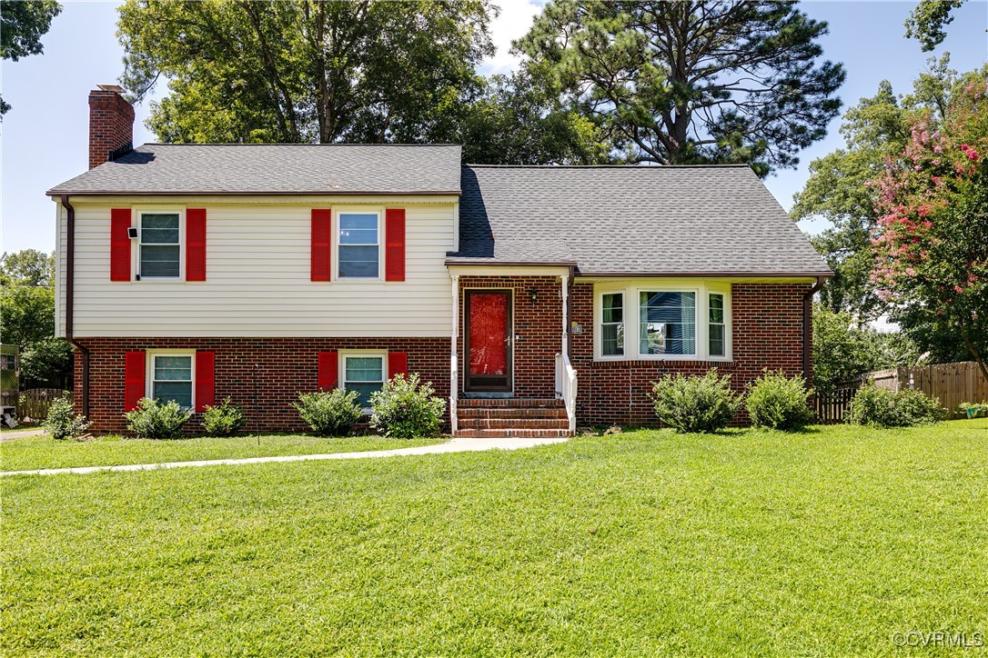 8803 Basswood Rd