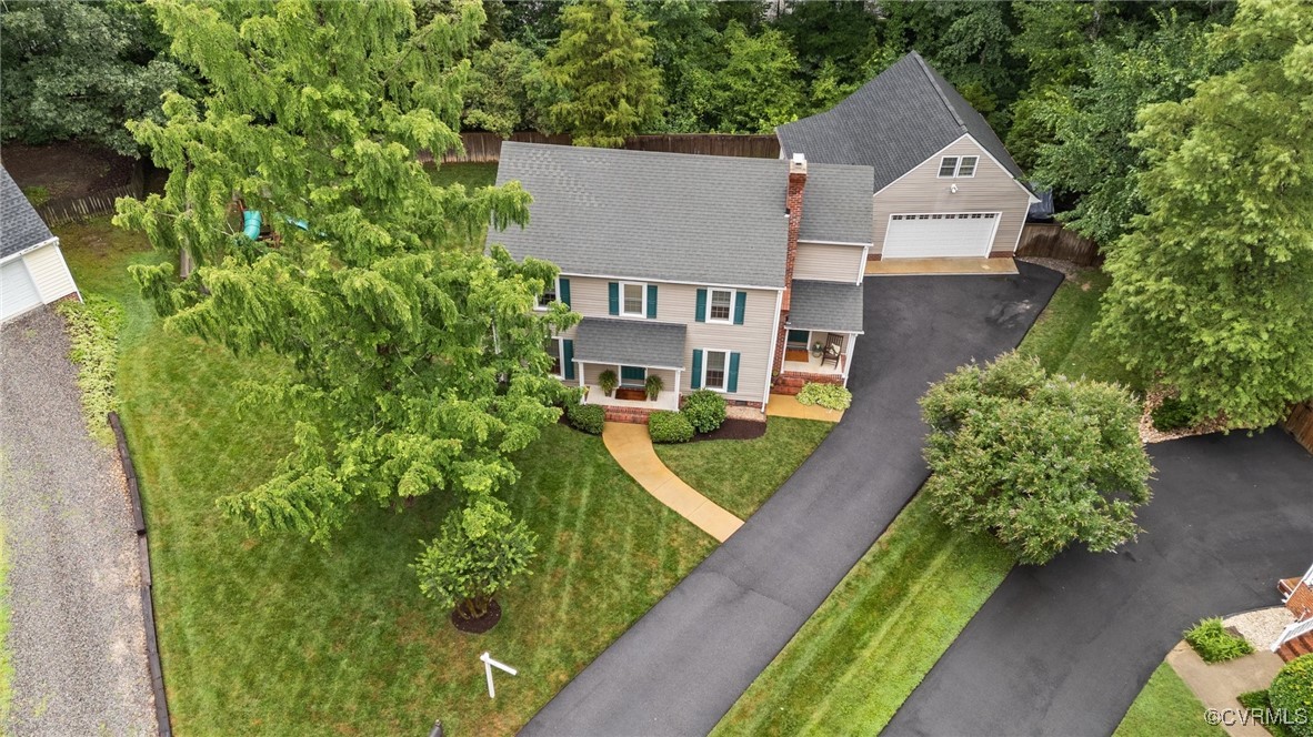 9632 Woodstream Dr