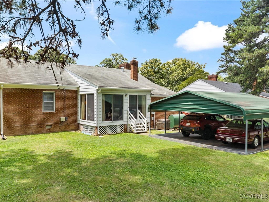 5913 Ridge Rd