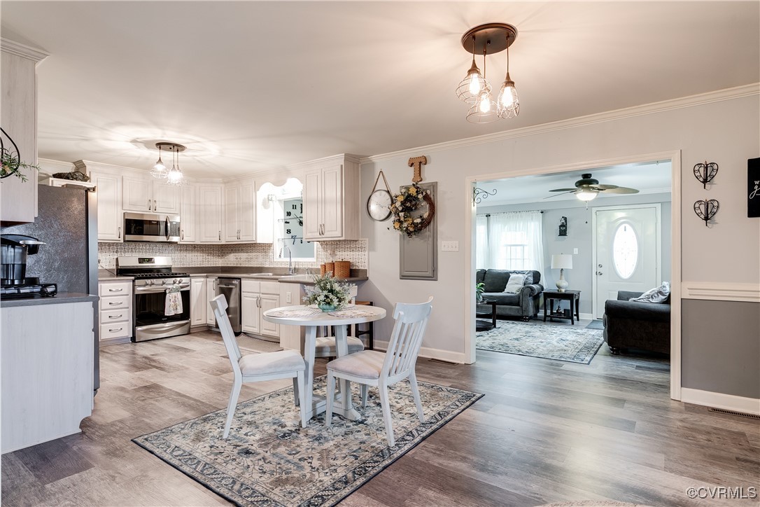 698 Quail Crossing Rd