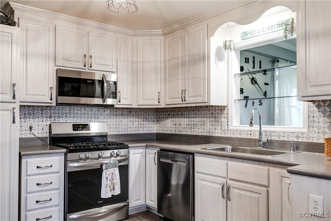 698 Quail Crossing Rd