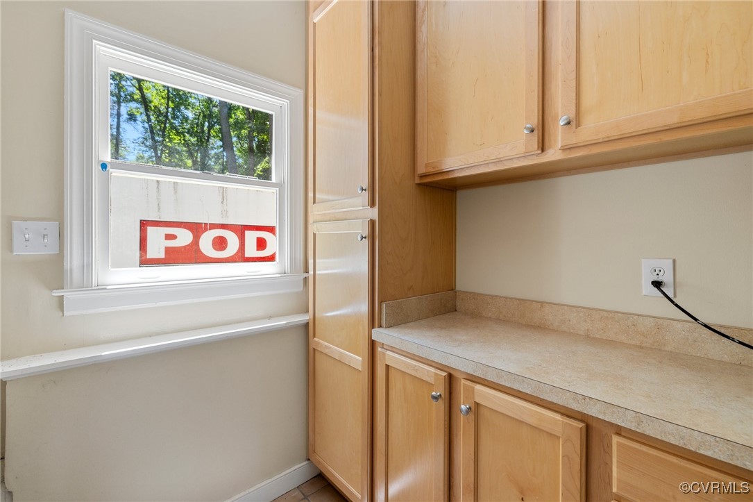 1610 Swansbury Dr