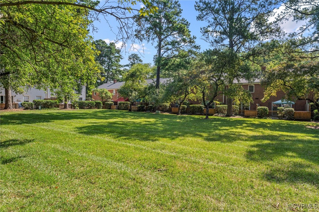 9107 Derbyshire Rd Unit#I