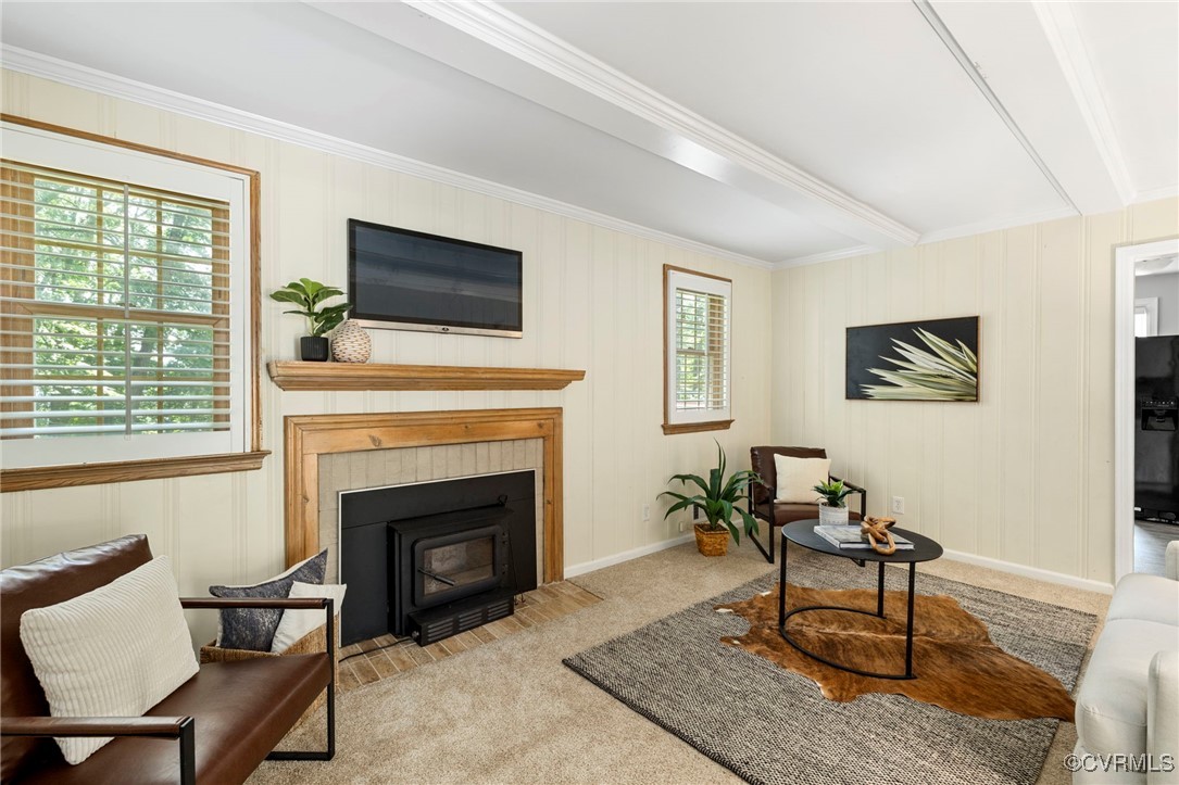 2301 Stratford Ct