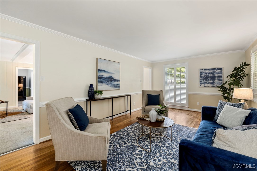 2301 Stratford Ct