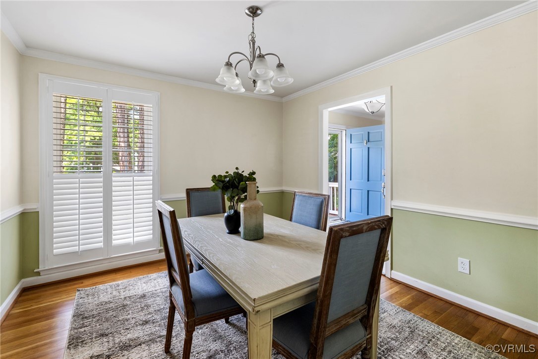 2301 Stratford Ct