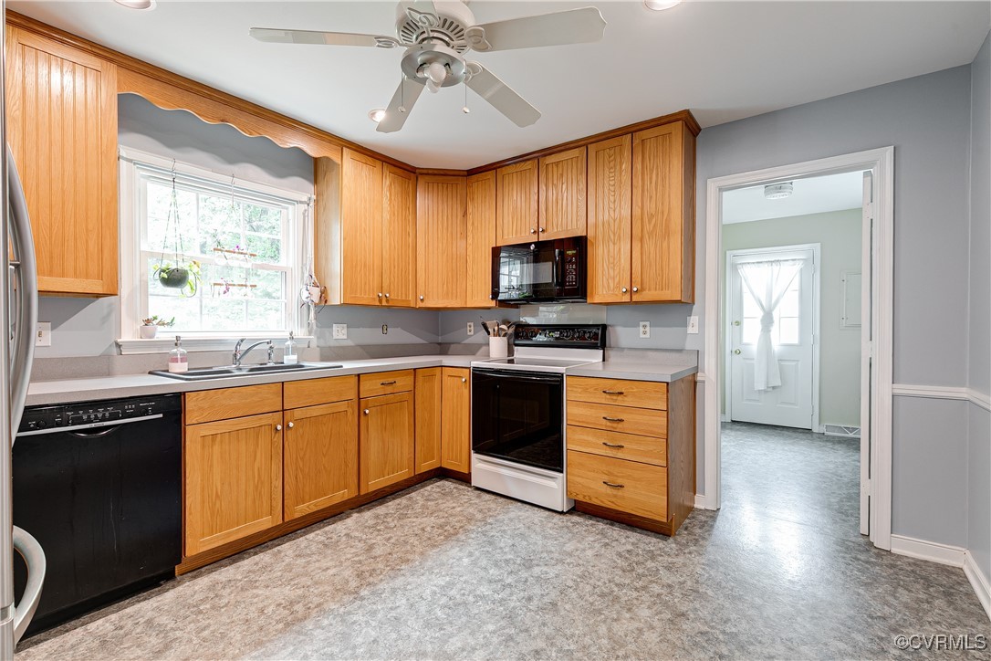 430 Eastman Rd
