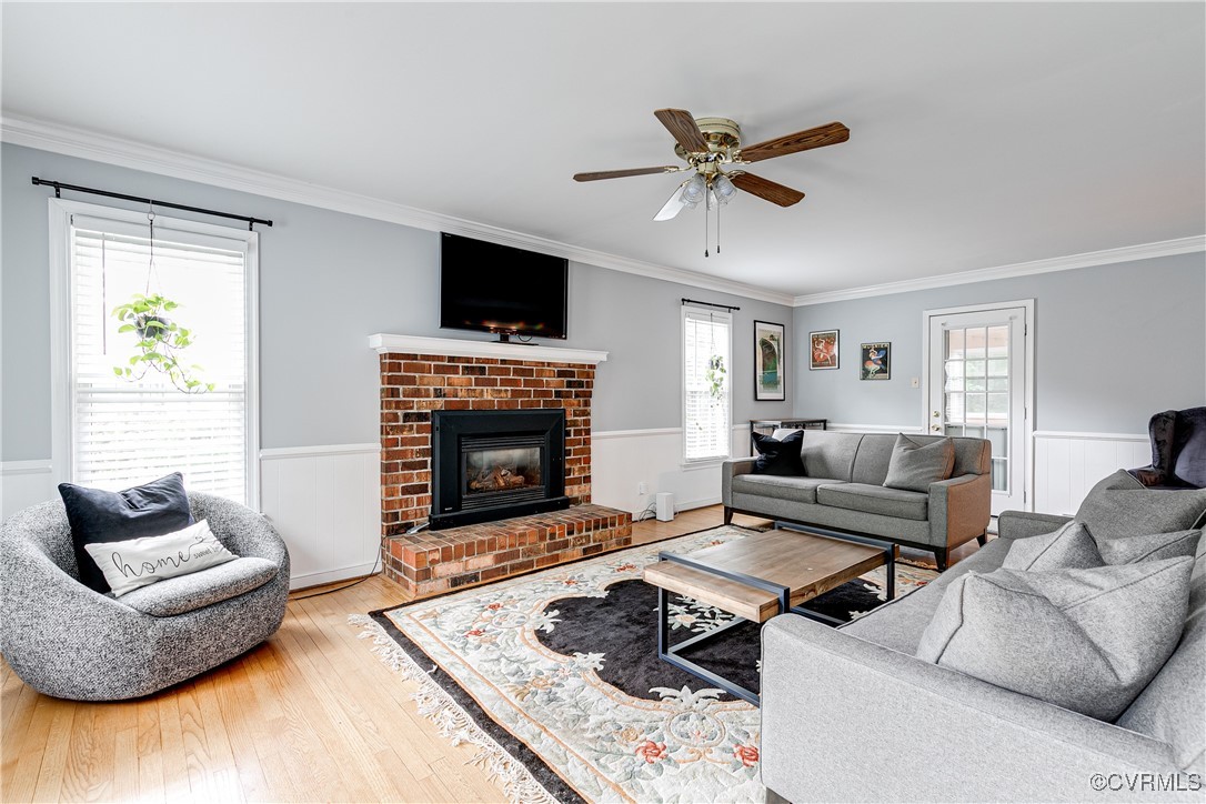 430 Eastman Rd