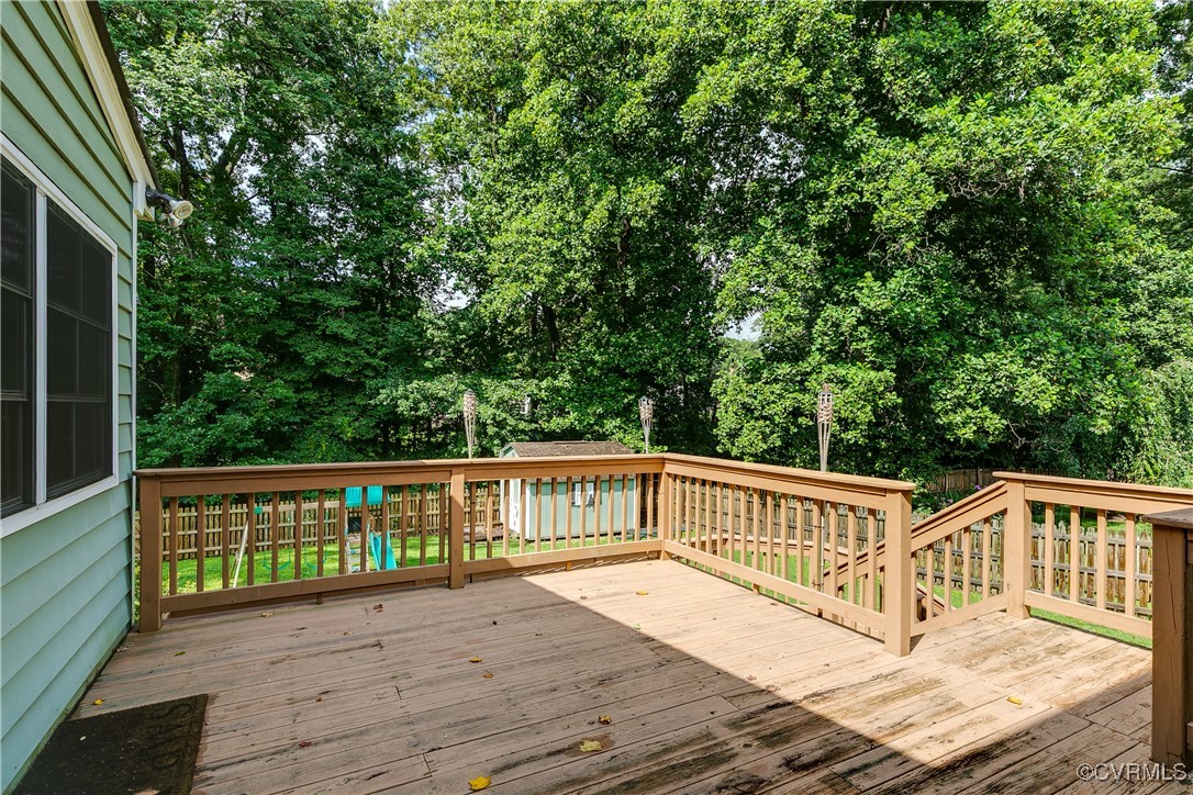 430 Eastman Rd
