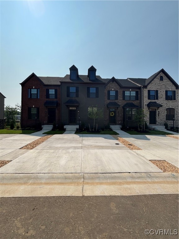 1113 Arborway Ln