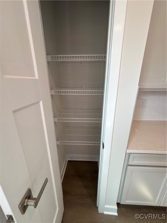 1113 Arborway Ln