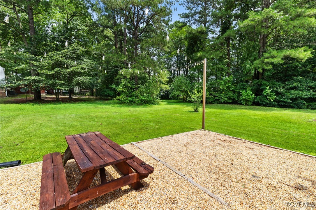 3453 Castlebury Dr