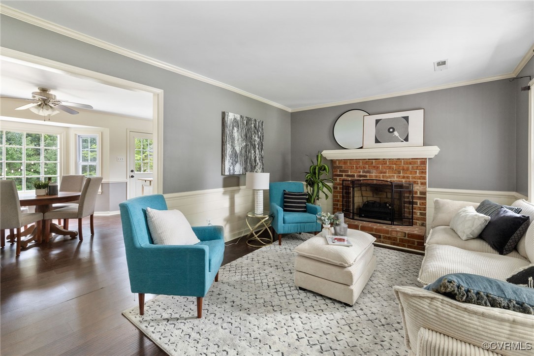 3453 Castlebury Dr