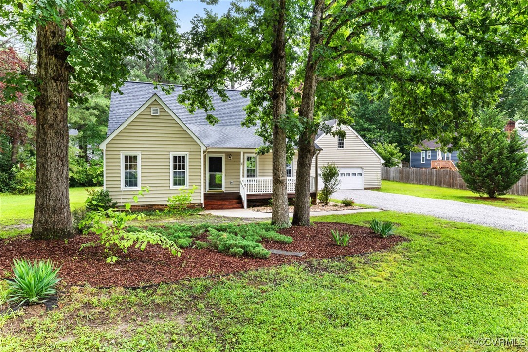 3453 Castlebury Dr