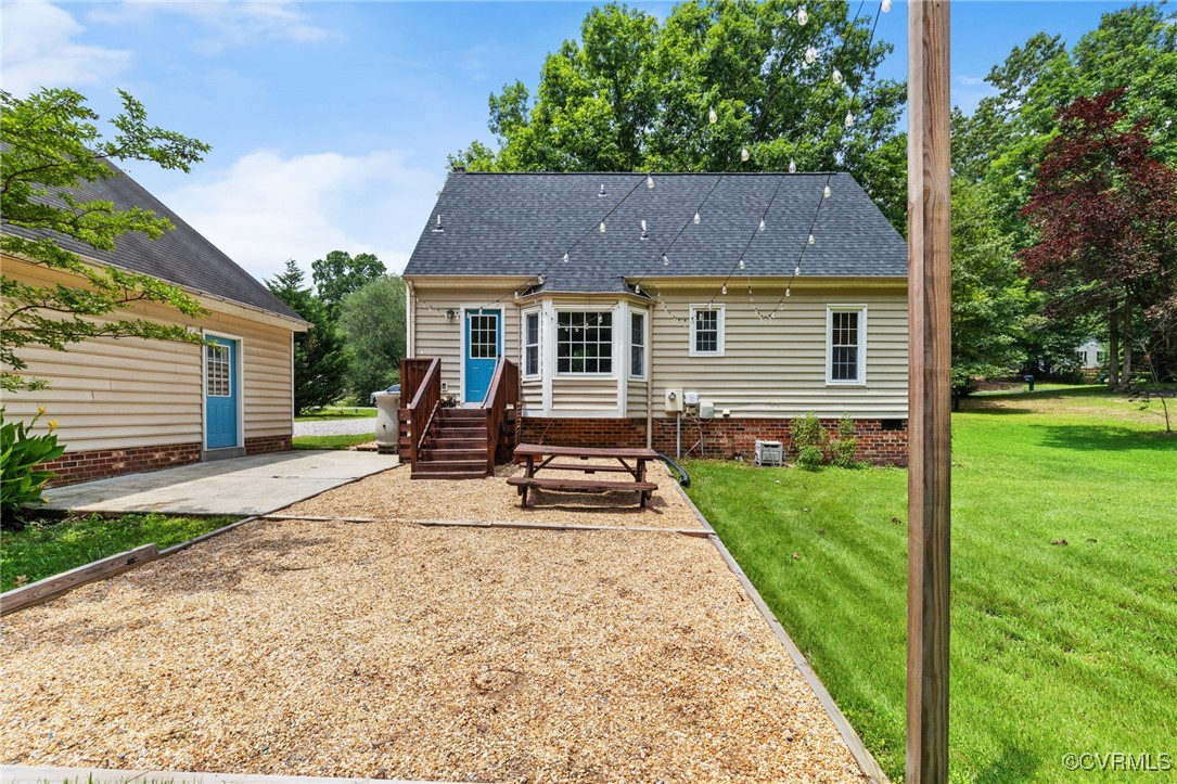 3453 Castlebury Dr