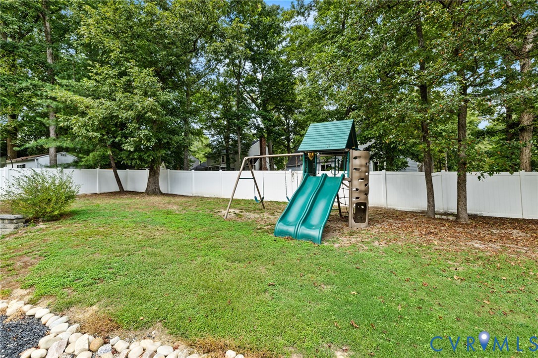 11400 N Wedgemont Dr