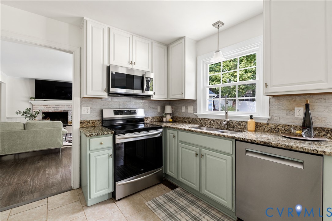 11400 N Wedgemont Dr