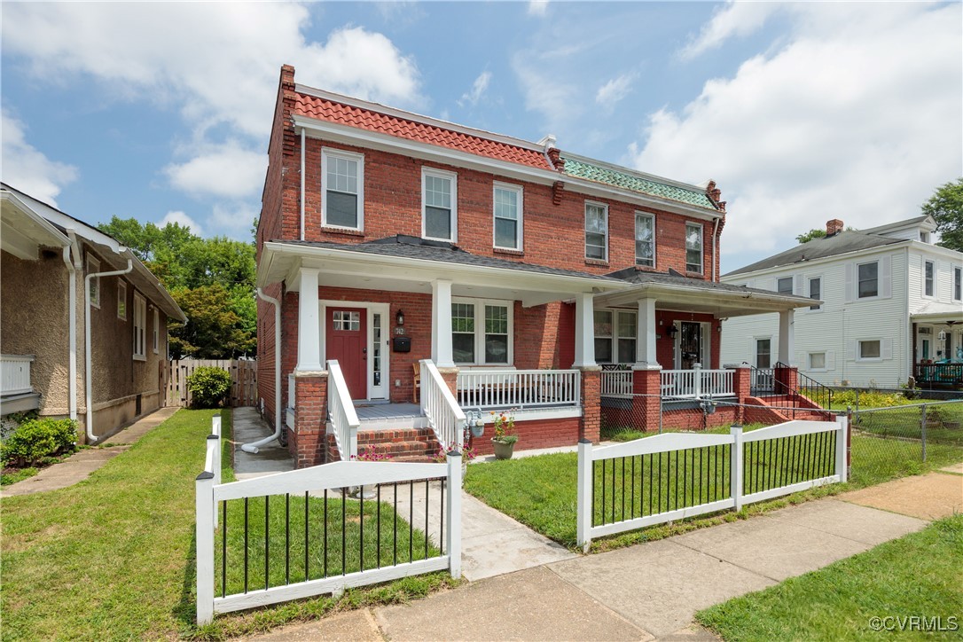 742 Arnold Ave