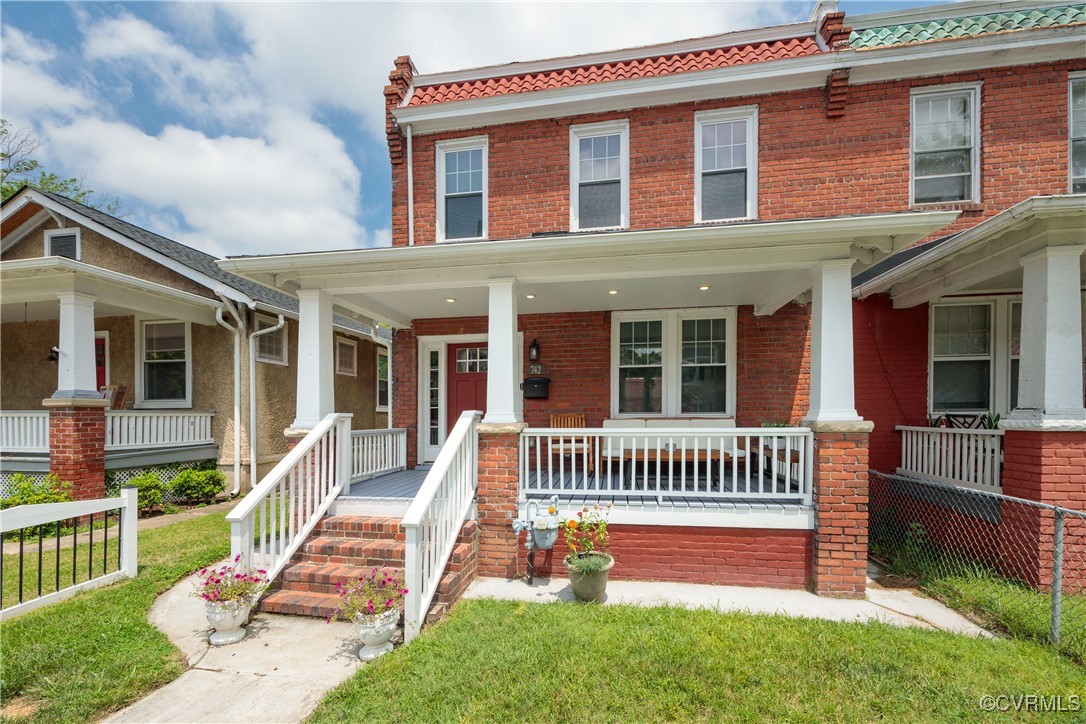 742 Arnold Ave