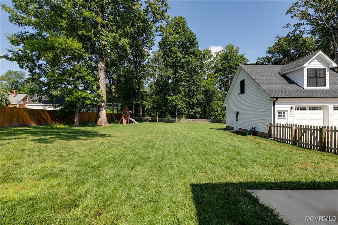 1504 Michaels Rd