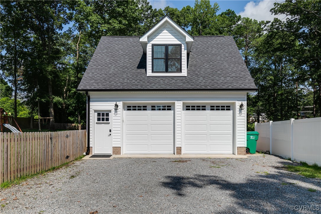 1504 Michaels Rd