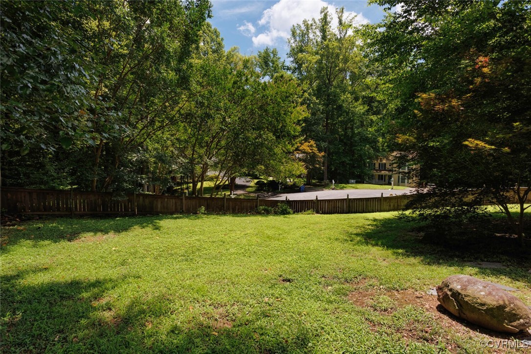 7117 Deer Thicket Dr