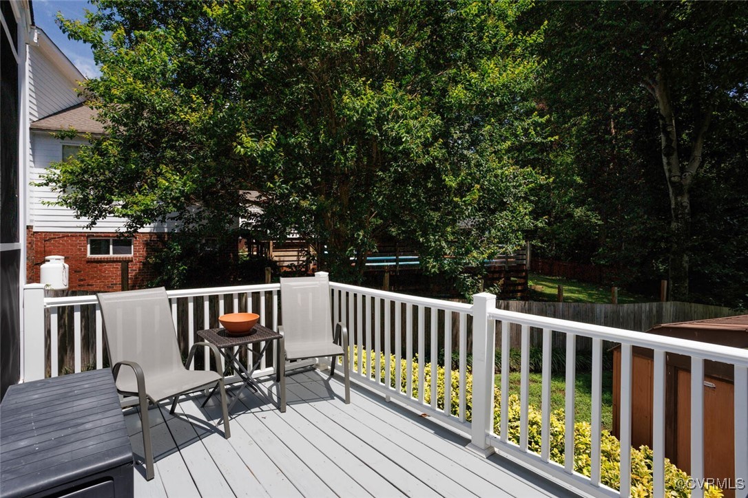 7117 Deer Thicket Dr