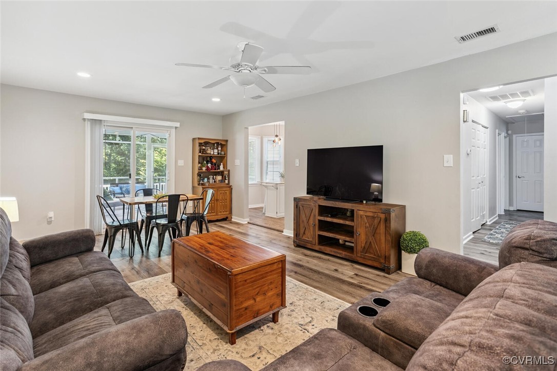 7117 Deer Thicket Dr