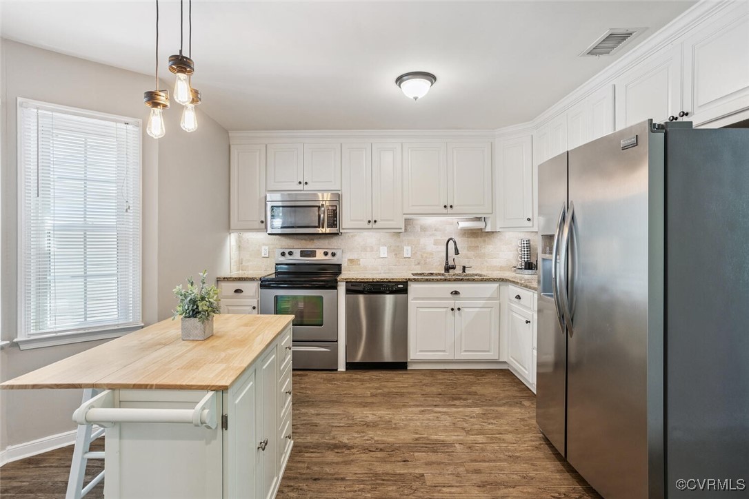 7117 Deer Thicket Dr