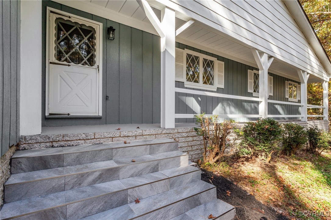4560 E Williamsburg Rd