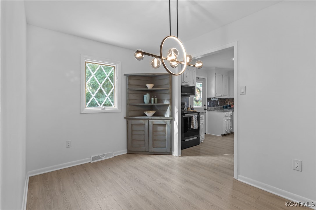 4560 E Williamsburg Rd
