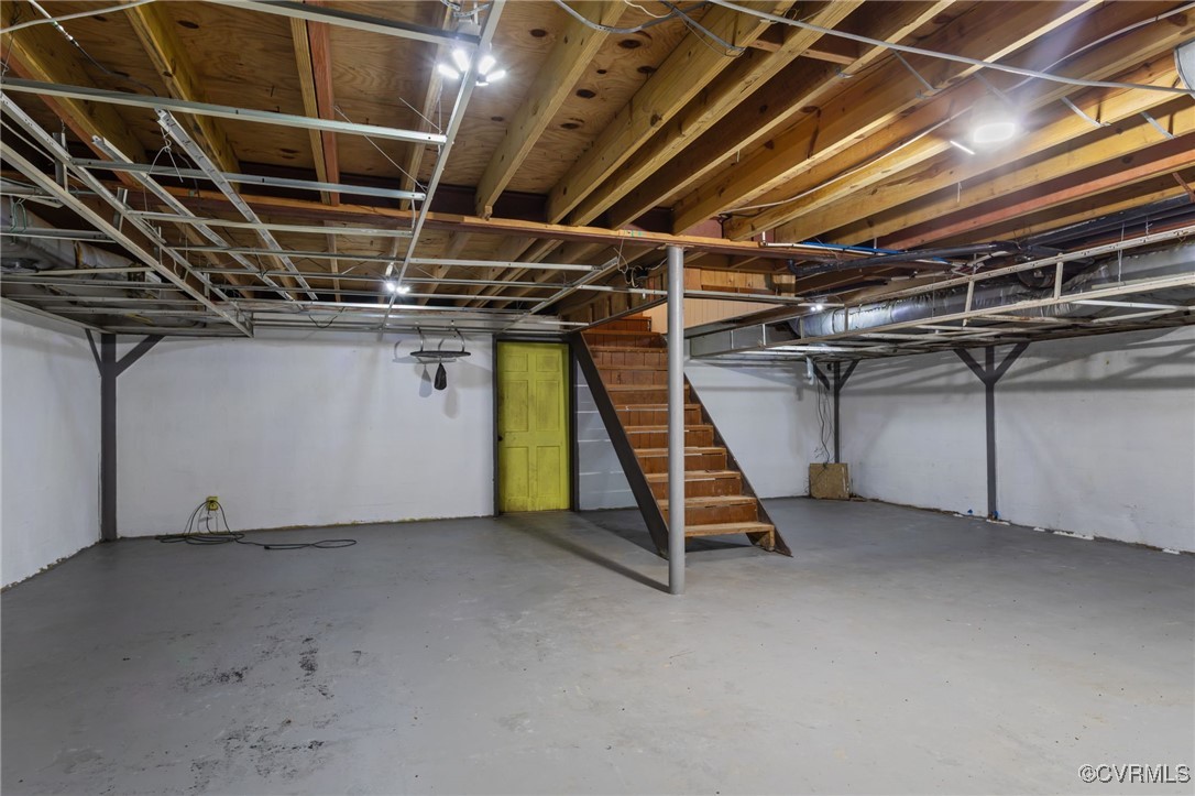 4560 E Williamsburg Rd