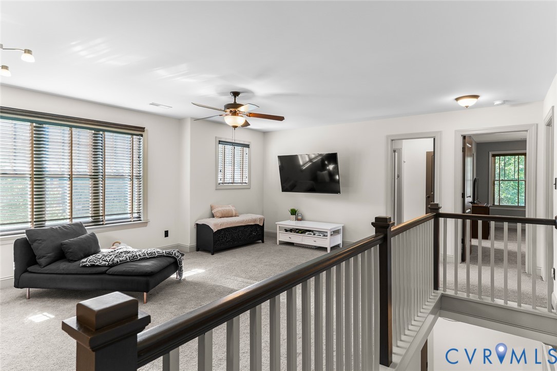 4439 Lake Summer Ct